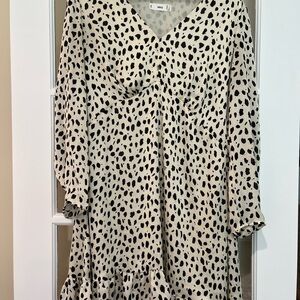 Mango Gray and White Patterned Blouse